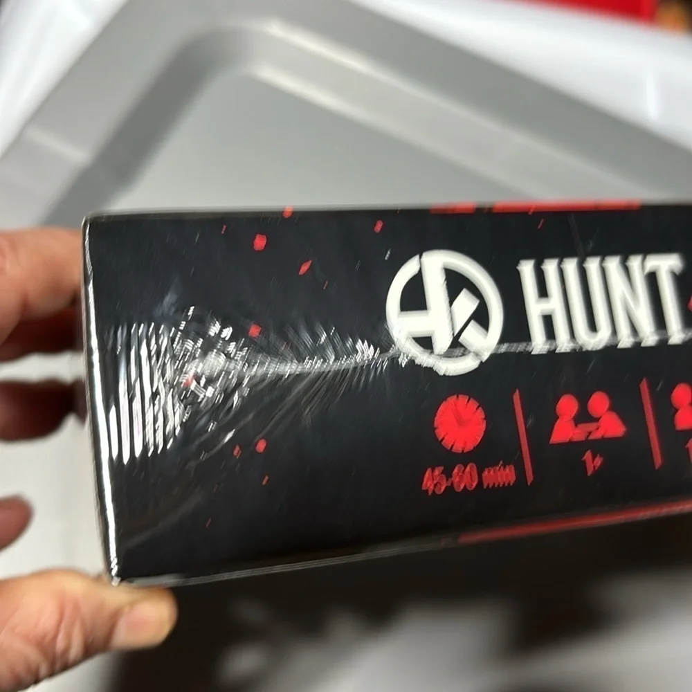 SEALED IN BOX HUNT A KILLER DEATH AT THE DIVE BAR GAME